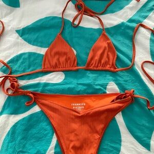 Frankie’s Bikini set
